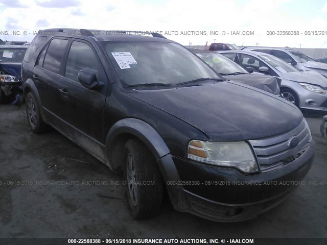 1FMDK02W28GA32377 - 2008 FORD TAURUS X SEL GRAY photo 1