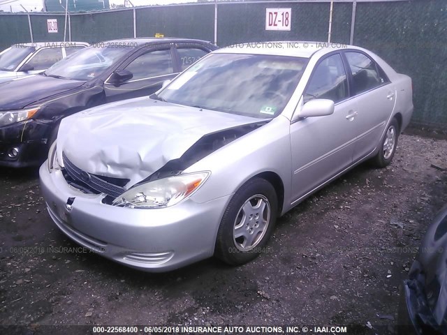 4T1BF32K73U057960 - 2003 TOYOTA CAMRY LE/XLE/SE 银色 照片 2