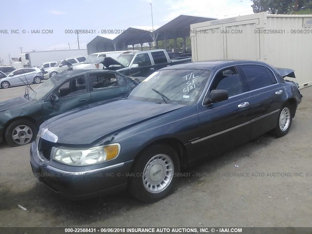 1LNFM81W3WY708748 - 1998 LINCOLN TOWN CAR EXECUTIVE Темно-синий фото 2