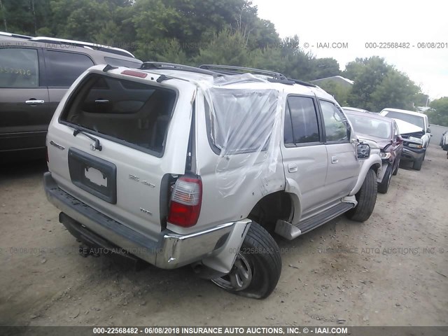 JT3HN86R2Y0269237 - 2000 TOYOTA 4RUNNER SR5 WHITE photo 4