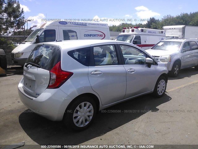 3N1CE2CP6FL366966 - 2015 NISSAN VERSA NOTE S/S PLUS/SV/SL/SR SILVER photo 4