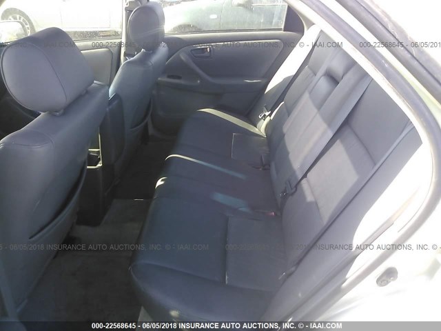 JT2BG28KX10600606 - 2001 TOYOTA CAMRY LE/XLE SILVER photo 8
