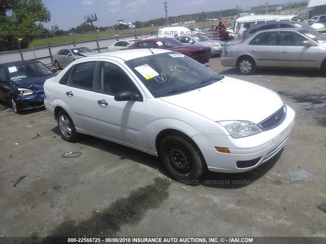 1FAHP34N07W205398 - 2007 FORD FOCUS ZX4/S/SE/SES 白色 照片 1