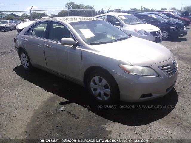 4T1BE46K29U313286 - 2009 TOYOTA CAMRY SE/LE/XLE GOLD photo 1