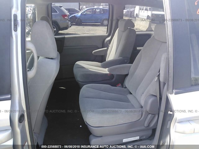 KNDMB233476180491 - 2007 KIA SEDONA EX/LX SILVER photo 8