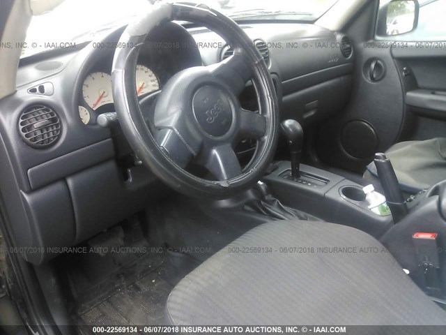 1J4GL48K23W733178 - 2003 JEEP LIBERTY SPORT/FREEDOM შავი ფოტო 5