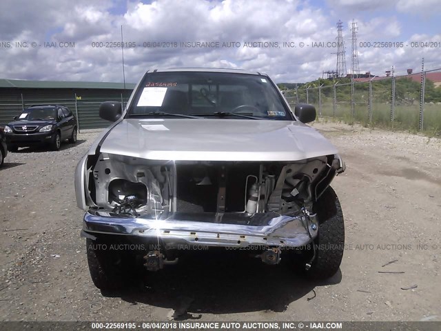 1GTDT146568323709 - 2006 GMC CANYON GRAY photo 6