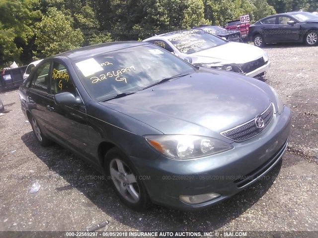 4T1BE30K02U523247 - 2002 TOYOTA CAMRY LE/XLE/SE მწვანე ფოტო 1