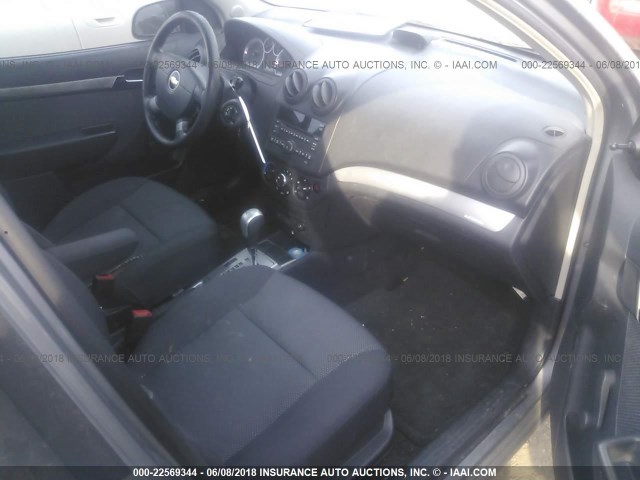 KL1TD5DE9AB052597 - 2010 CHEVROLET AVEO LS/LT 银色 照片 5