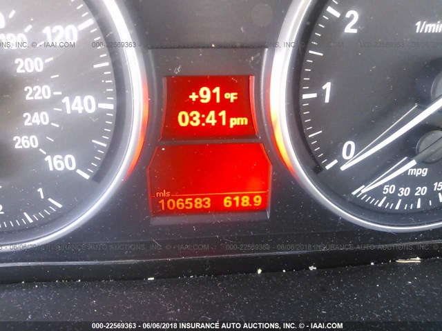 WBAVM1C5XFV318367 - 2015 BMW X1 SDRIVE28I WHITE photo 7