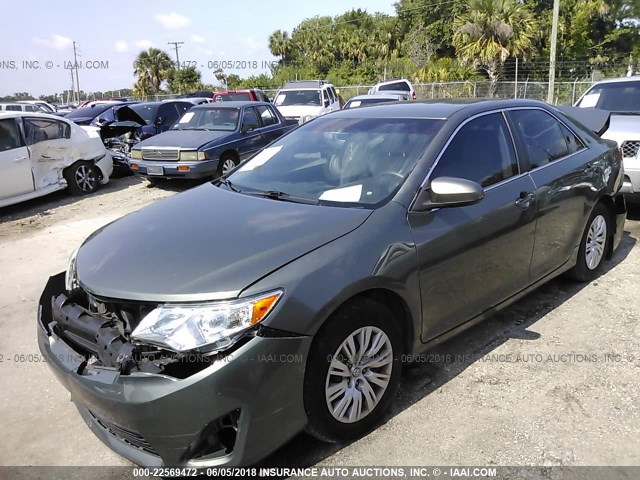 4T1BF1FK0CU591929 - 2012 TOYOTA CAMRY SE/LE/XLE Yaşıl foto 2