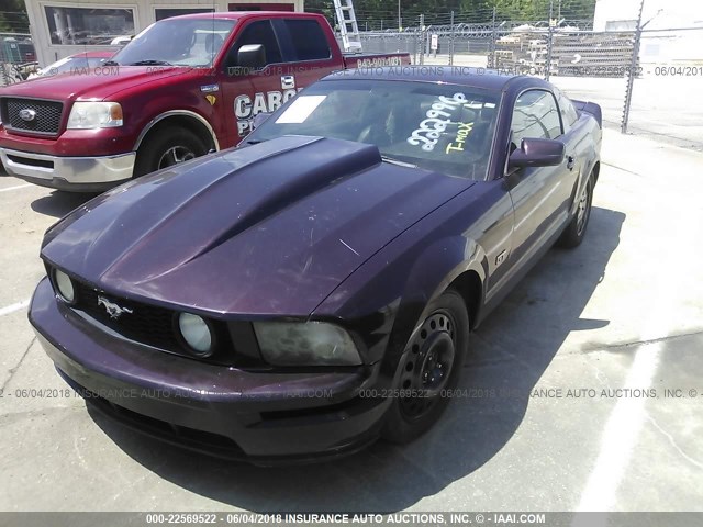 1ZVHT82H655222996 - 2005 FORD MUSTANG GT MAROON photo 2