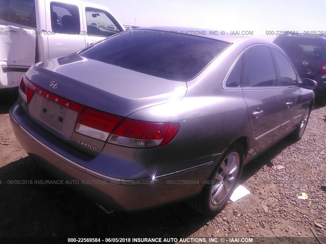 KMHFC46F76A111275 - 2006 HYUNDAI AZERA SE/LIMITED GRAY photo 4