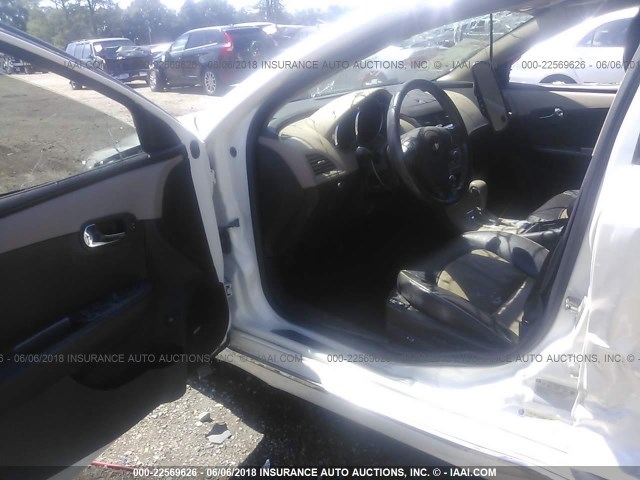 1G1ZG5E77CF287417 - 2012 CHEVROLET MALIBU LTZ CREAM photo 5