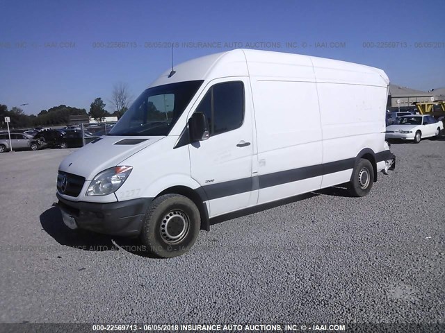 WD3PE8CC0C5710845 - 2012 MERCEDES-BENZ 2500 SPRINTER 2500 WHITE photo 2