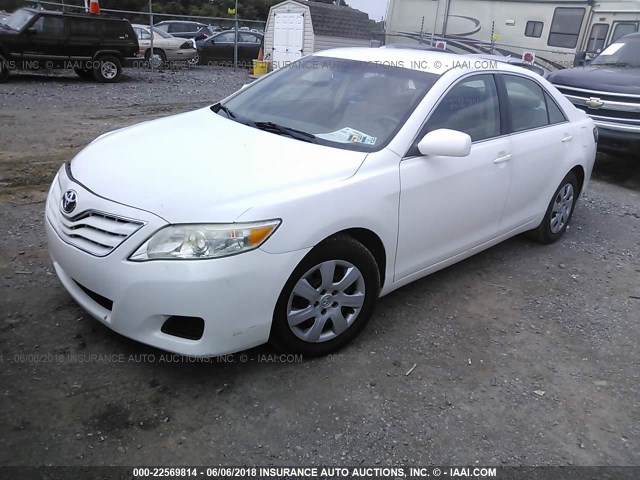 4T1BF3EK7AU550370 - 2010 TOYOTA CAMRY SE/LE/XLE 白色 照片 2