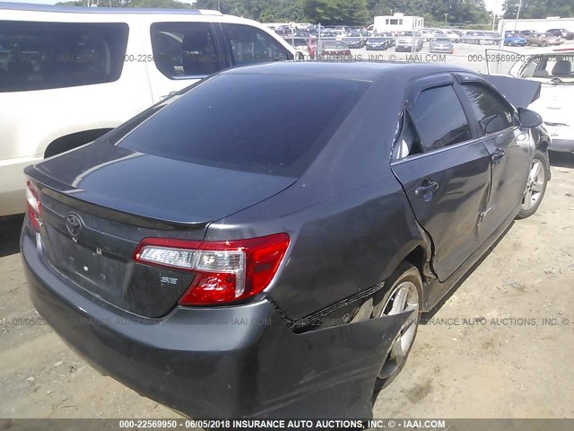 4T1BF1FK0EU396996 - 2014 TOYOTA CAMRY L/SE/LE/XLE ნაცრისფერი ფოტო 4