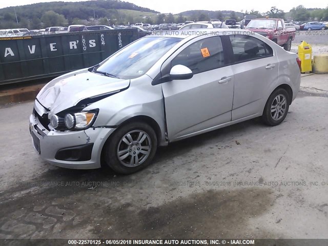 1G1JA5SH7C4122216 - 2012 CHEVROLET SONIC LS 银色 照片 2