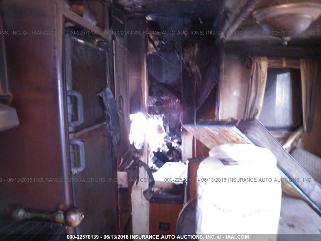 4X4TSMC29GA314904 - 2016 FOREST RIVER SALM27DBUD  灰色 照片 7