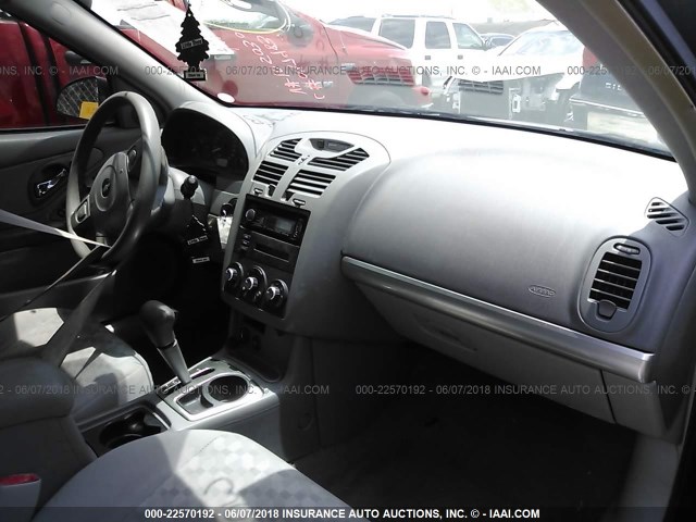 1G1ZT54855F105030 - 2005 CHEVROLET MALIBU LS ნაცრისფერი ფოტო 5