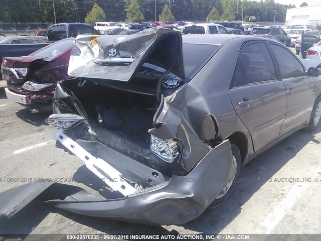 4T1BE32K05U513982 - 2005 TOYOTA CAMRY LE/XLE/SE ნაცრისფერი ფოტო 6