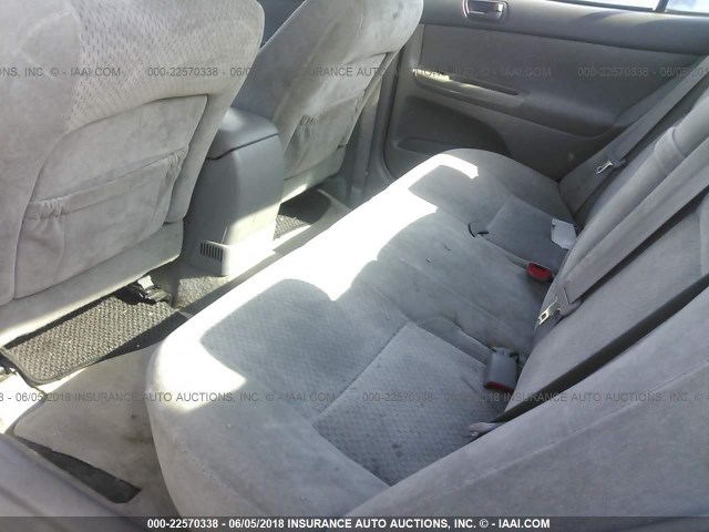 4T1BE32K34U901612 - 2004 TOYOTA CAMRY LE/XLE/SE ნაცრისფერი ფოტო 8