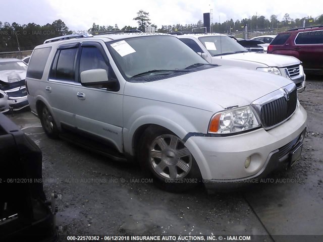 5LMFU27R64LJ43496 - 2004 LINCOLN NAVIGATOR WHITE photo 1