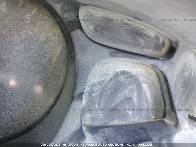 KNDJB623625110629 - 2002 KIA SPORTAGE SILVER photo 7