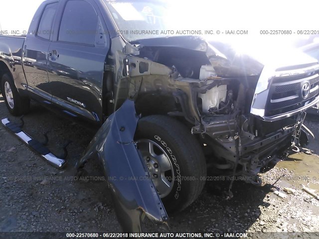 5TFRM5F10CX041555 - 2012 TOYOTA TUNDRA DOUBLE CAB SR5 GRAY photo 6