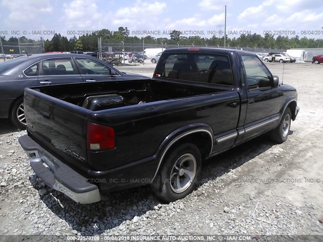 1GCCS14W728172249 - 2002 CHEVROLET S TRUCK S10 BLACK photo 4