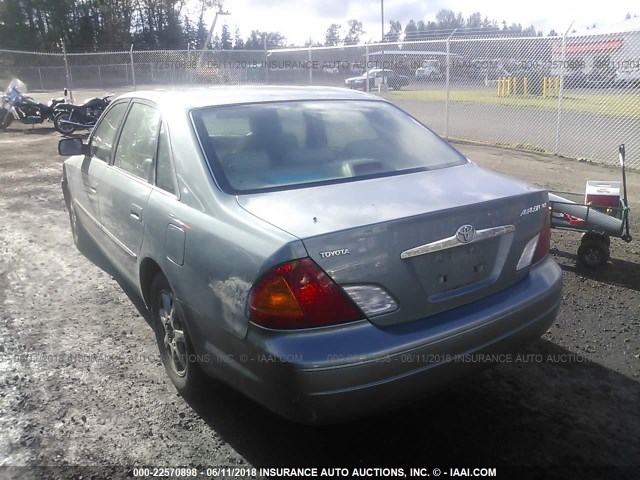 4T1BF28B42U216711 - 2002 TOYOTA AVALON XL/XLS SILVER photo 3