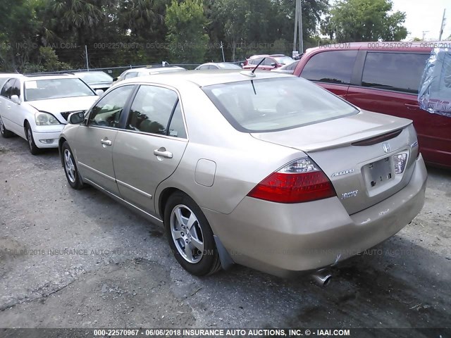 JHMCN36436C001739 - 2006 HONDA ACCORD HYBRID GOLD photo 3