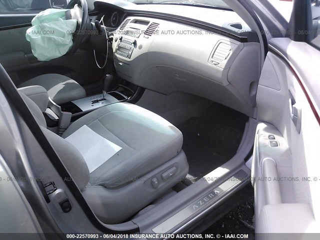 KMHFC46F67A158542 - 2007 HYUNDAI AZERA SE/LIMITED SILVER photo 5