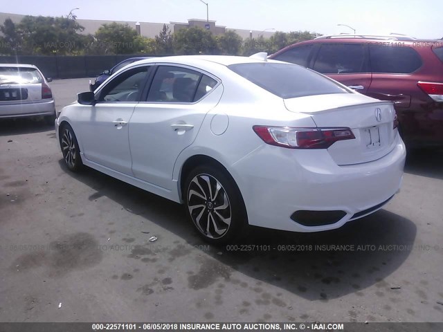19UDE2F81GA000638 - 2016 ACURA ILX PREMIUM STYLE/TECH STYLE WHITE photo 3