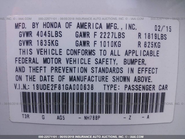 19UDE2F81GA000638 - 2016 ACURA ILX PREMIUM STYLE/TECH STYLE WHITE photo 9