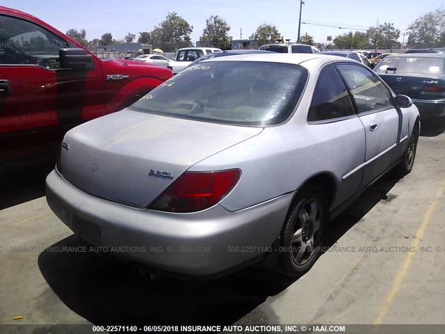 19UYA1257VL019621 - 1997 ACURA 2.2CL GRAY photo 4