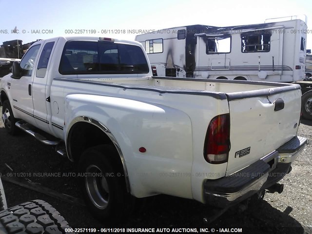 1FTWX33F11EA03890 - 2001 FORD F350 SUPER DUTY WHITE photo 3