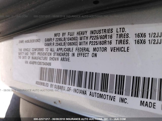 4S4BP61C857343486 - 2005 SUBARU LEGACY OUTBACK 2.5I SILVER photo 9