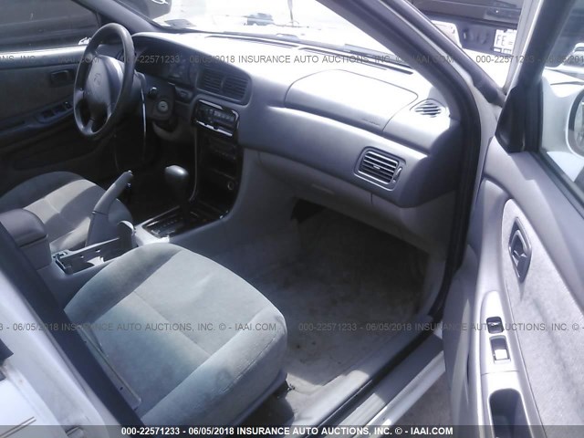 1N4DL01D71C188306 - 2001 NISSAN ALTIMA XE/GXE/SE WHITE photo 5