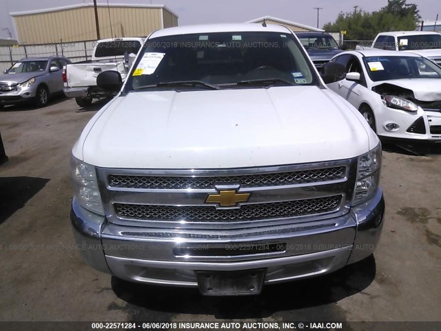 1GCRCSE03CZ355263 - 2012 CHEVROLET SILVERADO C1500 LT WHITE photo 6