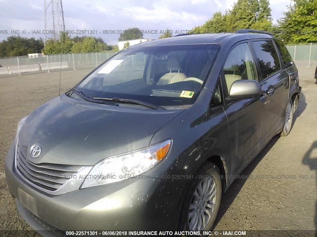 5TDYK3DC9ES458224 - 2014 TOYOTA SIENNA XLE/LIMITED GREEN photo 2