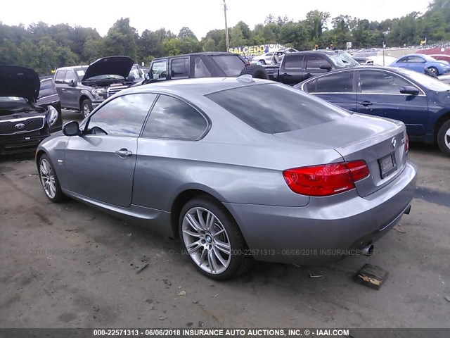 WBAKF9C54DE672653 - 2013 BMW 335 XI GRAY photo 3