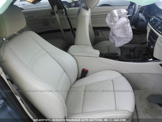 WBAKF9C54DE672653 - 2013 BMW 335 XI GRAY photo 5