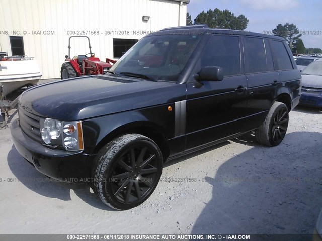 SALME11464A152576 - 2004 LAND ROVER RANGE ROVER HSE BLACK photo 2