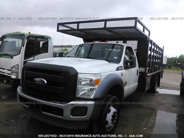 1FDUF5GT8CEA42643 - 2012 FORD F550 SUPER DUTY WHITE photo 2