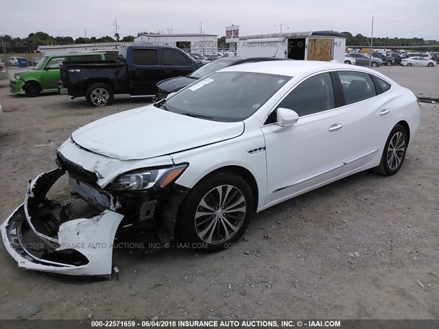 1G4ZP5SS0HU211116 - 2017 BUICK LACROSSE ESSENCE თეთრი ფოტო 2