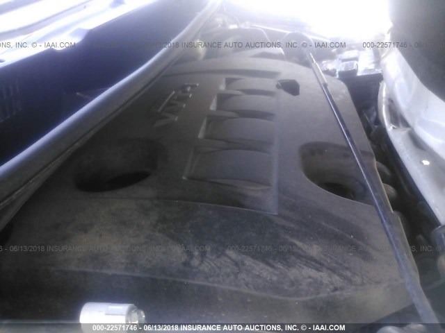 2T1KU4EE4AC266587 - 2010 TOYOTA COROLLA MATRIX  WHITE photo 10