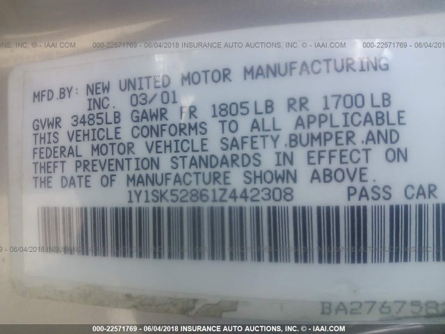 1Y1SK52861Z442308 - 2001 CHEVROLET GEO PRIZM LSI SILVER photo 9