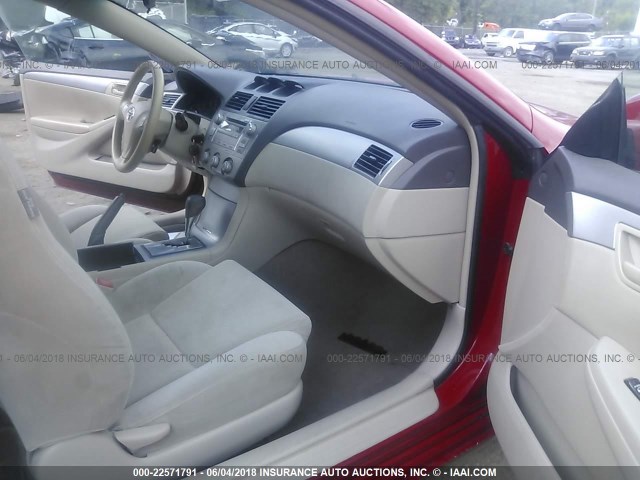 4T1CE30P67U760848 - 2007 TOYOTA CAMRY SOLARA SE/SLE წითელი ფოტო 5