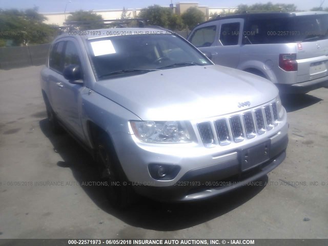 1J4NF5FB0BD257921 - 2011 JEEP COMPASS LIMITED SILVER photo 1